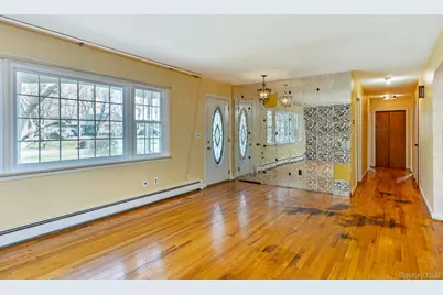 20 Mill Pond Lane, East Moriches, NY 11940 - Photo 7