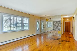 20 Mill Pond Ln, East Moriches, NY 11940 - Photo 7