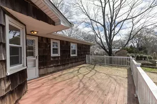 20 Mill Pond Ln, East Moriches, NY 11940 - Photo 37