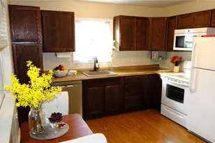 103 Deer Ln, Hopewell Junction, NY 12533 - Photo 5