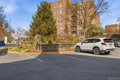 5621 Netherland Avenue #6B, Bronx, NY 10471 - Photo 9