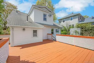 35 Chase Ave, White Plains, NY 10606 - Photo 31