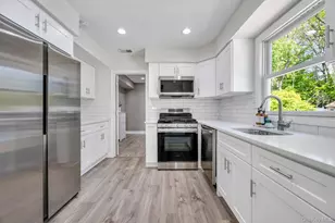 116 Gannet Dr, Commack, NY 11725 - Photo 17