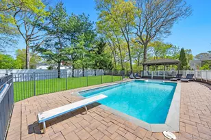 116 Gannet Dr, Commack, NY 11725 - Photo 5
