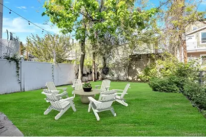 51 Van Siclen Avenue, Brooklyn, NY 11207 - Photo 9