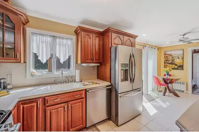 226 Marcy Street, West Babylon, NY 11704 - Photo 17