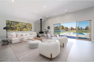 2050 Depot Lane, Cutchogue, NY 11935 - Photo 11