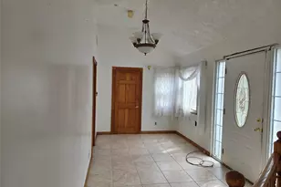 12 Dogwood Rd, Wading River, NY 11792 - Photo 5