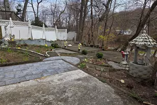 12 Dogwood Rd, Wading River, NY 11792 - Photo 13