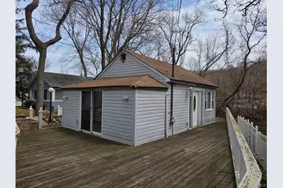 12 Dogwood Road, Wading River, NY 11792 - Photo 3