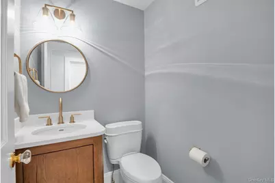 305 S Barry Avenue, Mamaroneck, NY 10543 - Photo 15