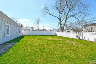 74 Rope Lane, Levittown, NY 11756 - Photo 23