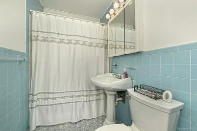 74 Rope Lane, Levittown, NY 11756 - Photo 15