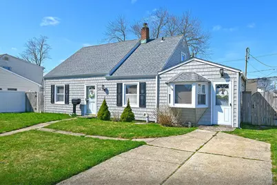 74 Rope Lane, Levittown, NY 11756 - Photo 3