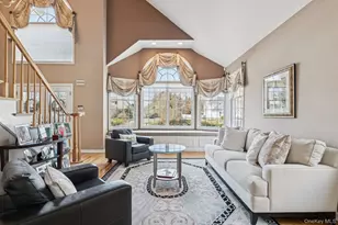 4 Mimosa St, Miller Place, NY 11764 - Photo 7