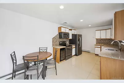 11 Mid Place, Bohemia, NY 11716 - Photo 29