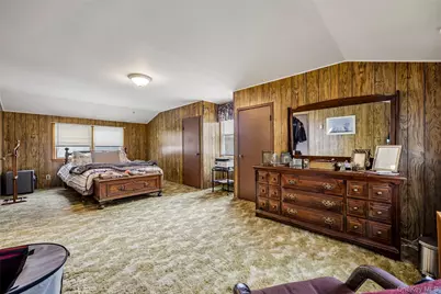 58 Oxford Street, Roslyn Heights, NY 11577 - Photo 13