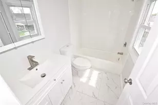 229 14th St, West Babylon, NY 11704 - Photo 21
