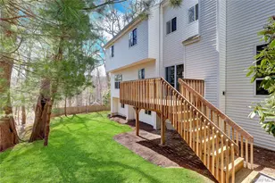 26 Stone Gate Ct, Smithtown, NY 11787 - Photo 29