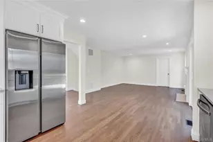 26 Stone Gate Ct, Smithtown, NY 11787 - Photo 11