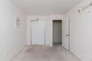 44 Oak St, Central Islip, NY 11722 - Photo 15