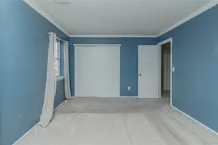 44 Oak St, Central Islip, NY 11722 - Photo 13