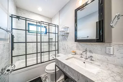 347 Broadway, Carle Place, NY 11514 - Photo 17