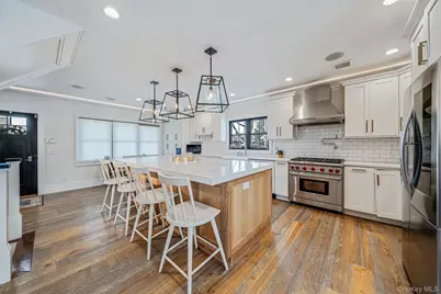 347 Broadway, Carle Place, NY 11514 - Photo 13