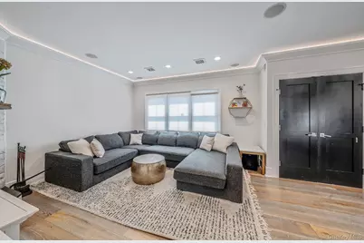 347 Broadway, Carle Place, NY 11514 - Photo 7