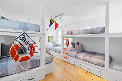 197 Hog Creek Road, East Hampton, NY 11937 - Photo 17