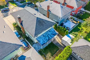 36 Adams St, Floral Park, NY 11001 - Photo 35