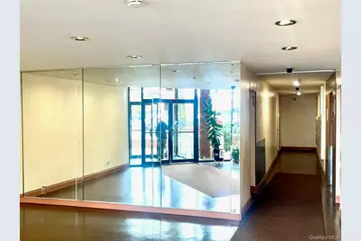 8746 Chelsea Street #3J, Jamaica, NY 11432 - Photo 5