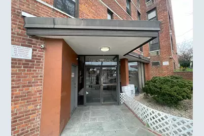 8746 Chelsea Street #3J, Jamaica, NY 11432 - Photo 3