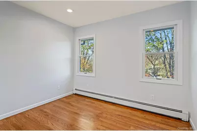 29 Potter Lane, Huntington, NY 11743 - Photo 13