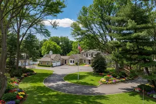 84 Cove Neck Rd, Oyster Bay, NY 11771 - Photo 3