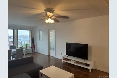 235 W Park Avenue #308, Long Beach, NY 11561 - Photo 3