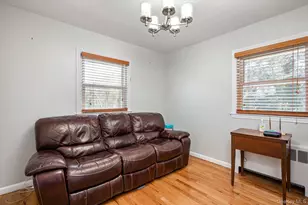 36 Nirvana Ave, Great Neck, NY 11023 - Photo 13