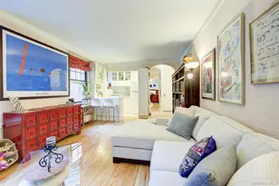 109-14 Ascan Ave, Forest Hills, NY 11375 - Photo 5