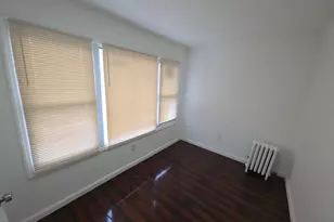 129-37 153rd St, Jamaica, NY 11434 - Photo 3