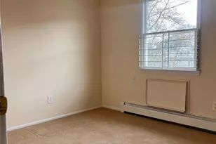 90-52 Borkel Pl, Queens Village, NY 11428 - Photo 11