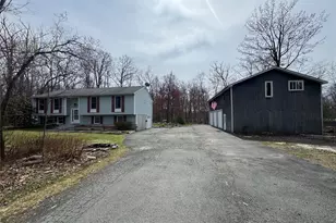 1325 Wurtsboro Mountain Rd, Wurtsboro, NY 12790 - Photo 9