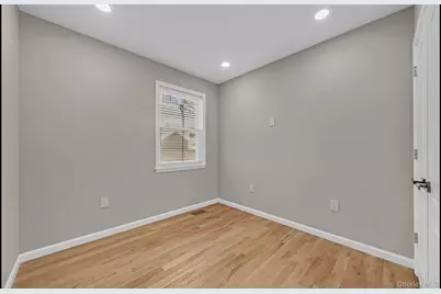 16517 144th Drive, Springfield Gardens, NY 11434 - Photo 9