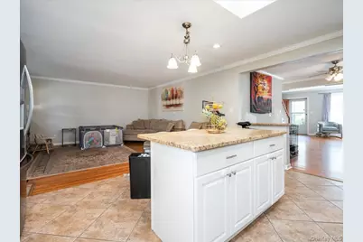 16 W Maltbie Avenue, Suffern, NY 10901 - Photo 11