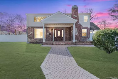 820 Southern Parkway, Uniondale, NY 11553 - Photo 1