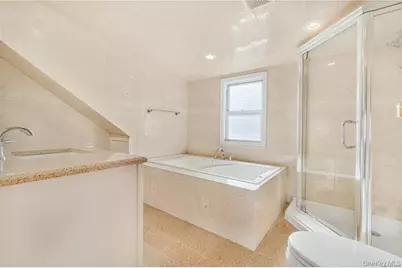 820 Southern Parkway, Uniondale, NY 11553 - Photo 15