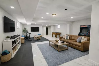 168-19 12 Road, Whitestone, NY 11357 - Photo 5