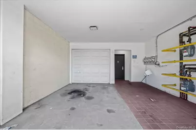 10847 Sutphin Boulevard, Jamaica, NY 11435 - Photo 23