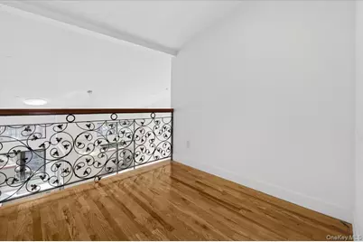 10847 Sutphin Boulevard, Jamaica, NY 11435 - Photo 9