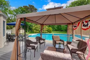 255 Blake Ave, Bohemia, NY 11716 - Photo 3