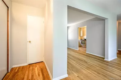 140 N Broadway #K4, Irvington, NY 10533 - Photo 3